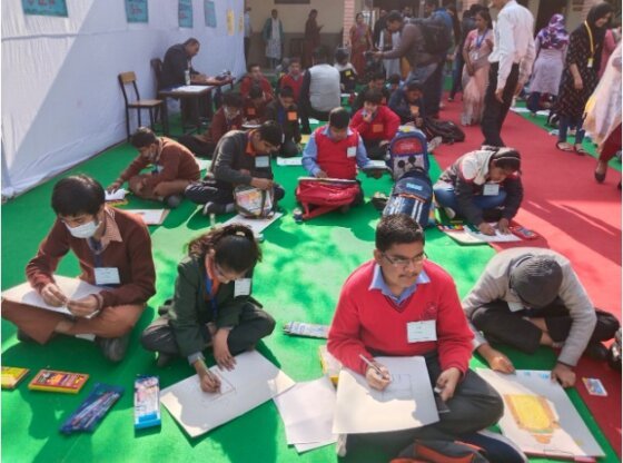 6  students of Manovikas School for Inclusion participated in a painting competition organized by the Okhla Center School. 